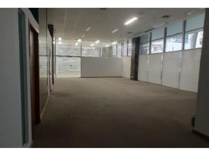 Salas Comerciais em leilão - Rua Líbero Badaró, 393 e 367 - São Paulo/SP - Banco Bradesco S/A | Z36678 — foto 16 de 26