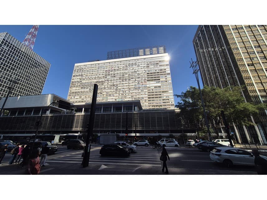Sala Comercial em leilão - Avenida Paulista, 2073 - São Paulo/SP - Banco Santander Brasil S/A | Z36885 — foto 1 de 13