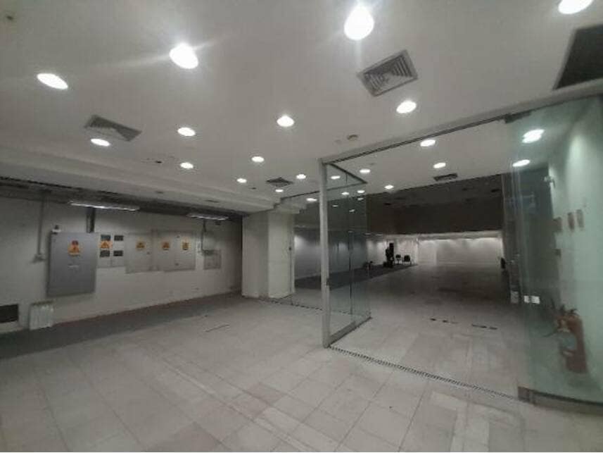 Agências Bancarias em leilão - Avenida Brigadeiro Luis Antônio, 476 - São Paulo/SP - Banco Santander Brasil S/A | Z36995 — foto 6 de 13